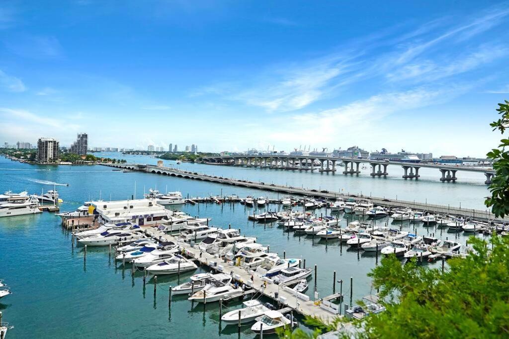 Appartement Make It Happen! Brand New With Amazing Water Views à Miami Extérieur photo