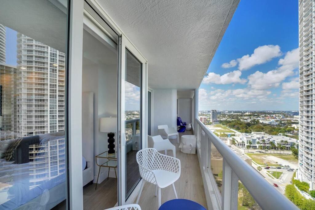 Appartement Make It Happen! Brand New With Amazing Water Views à Miami Extérieur photo